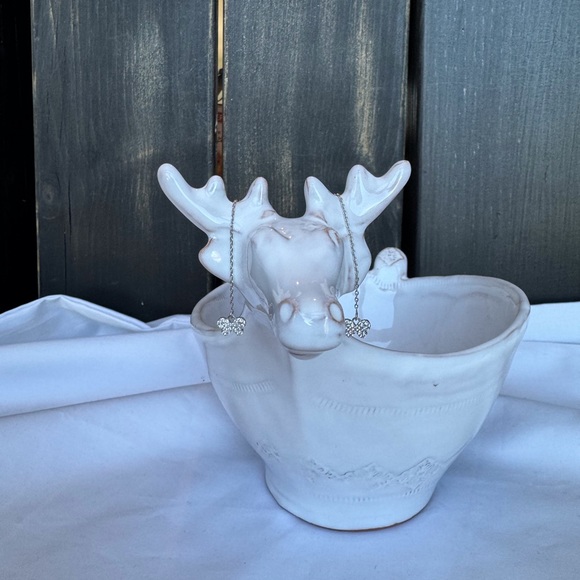 14KWG Flirty CZ Pave’ Butterfly Threader Earrings - Picture 5 of 8